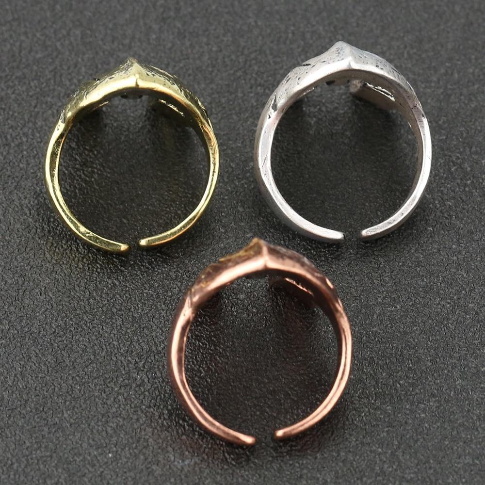 Battle-Worn Spartan Helmet Ring - Wyvern's Hoard