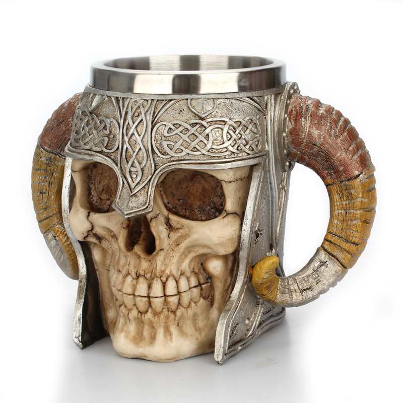 Viking Warrior Horned Skull Tankard