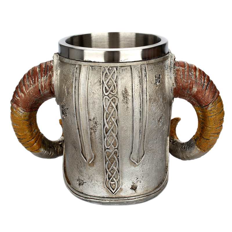 Viking Warrior Horned Skull Tankard