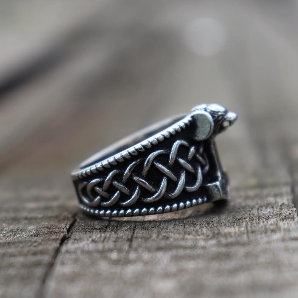 Berserker Mjolnir Ring – Wyvern's Hoard