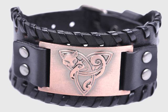 Fylgja Fox Triquetra Leather Bracelet