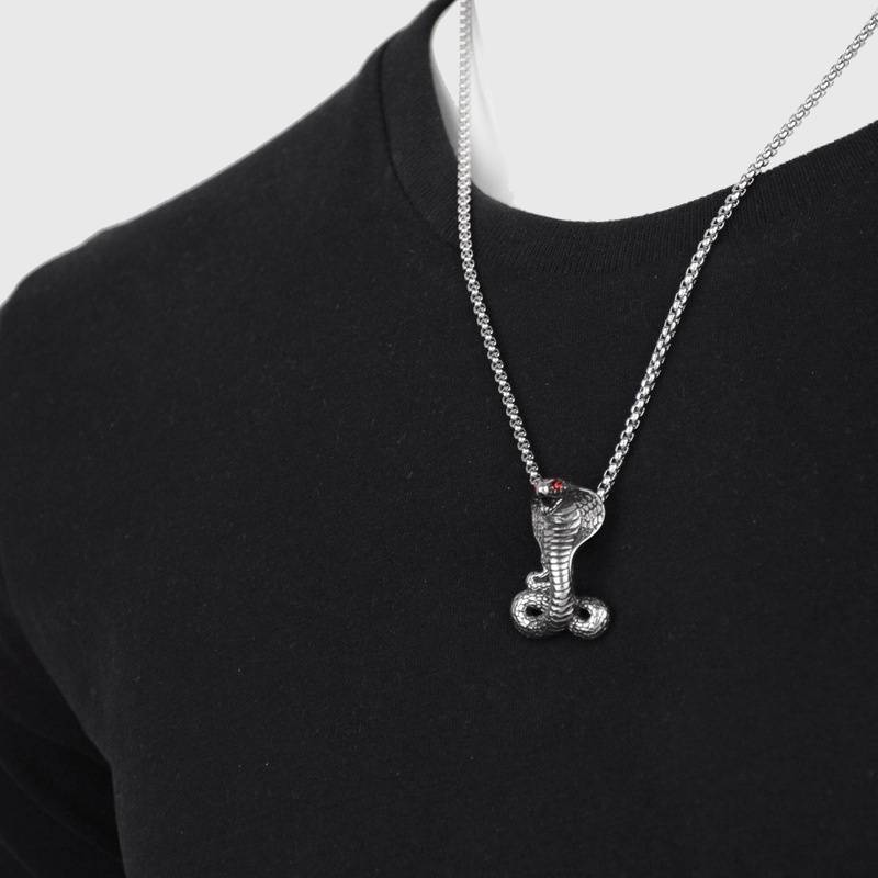Venomous King Cobra Pendant