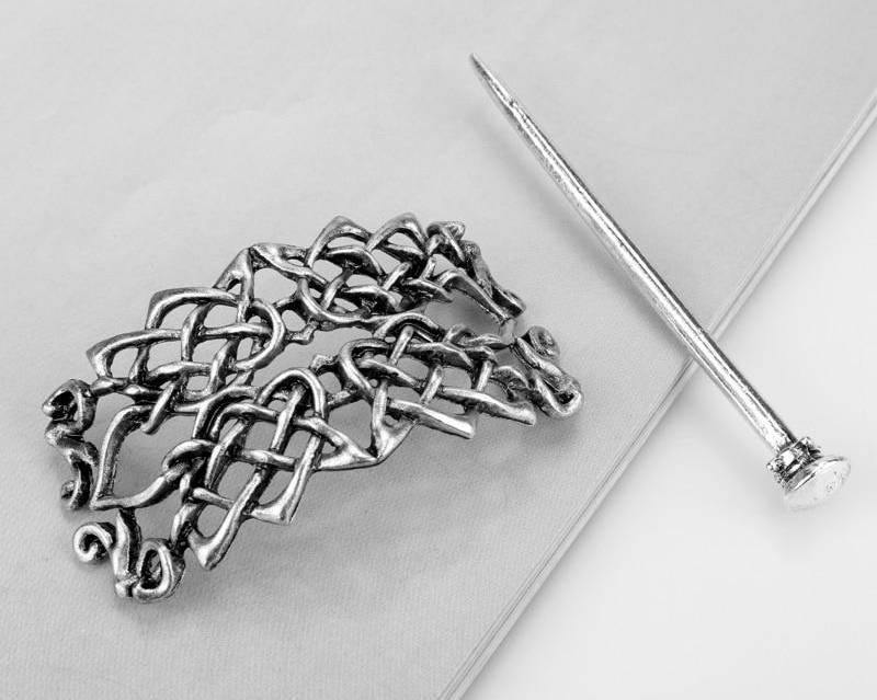 Celtic Knots Hair Stick Barrettes - Wyvern's Hoard
