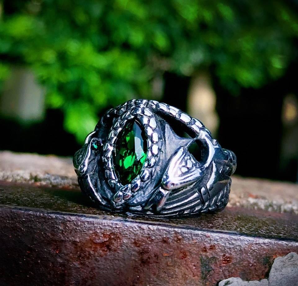 Eye of the Serpent Ring - Wyvern's Hoard