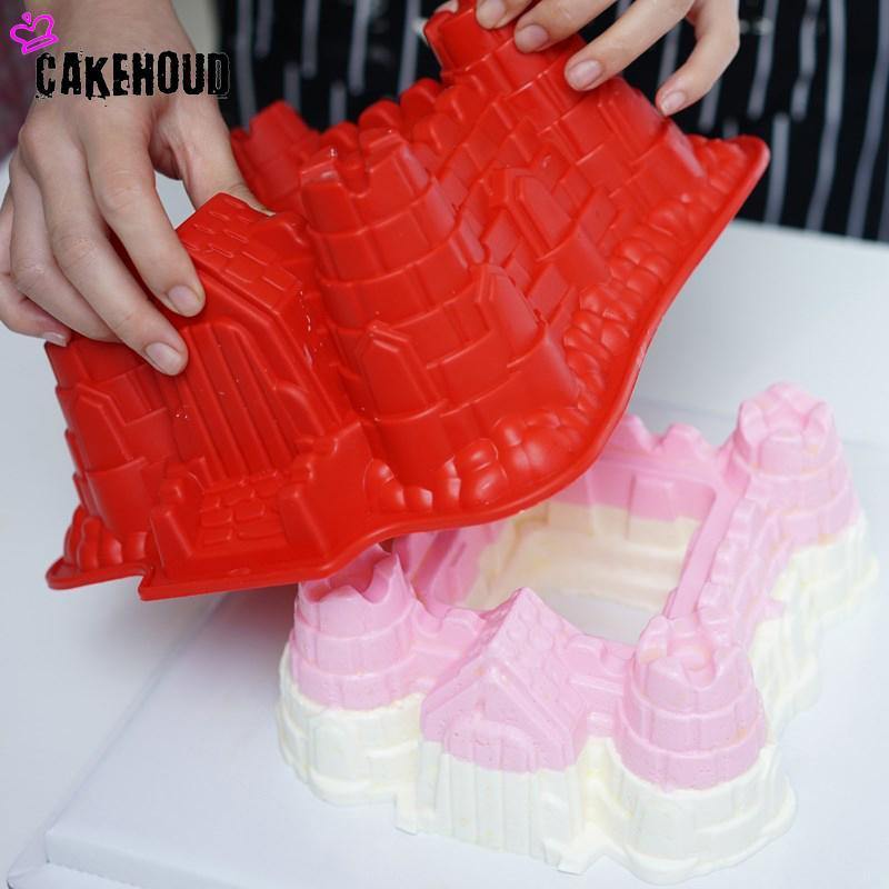 Castle Silicone Baking Mold - Wyvern's Hoard