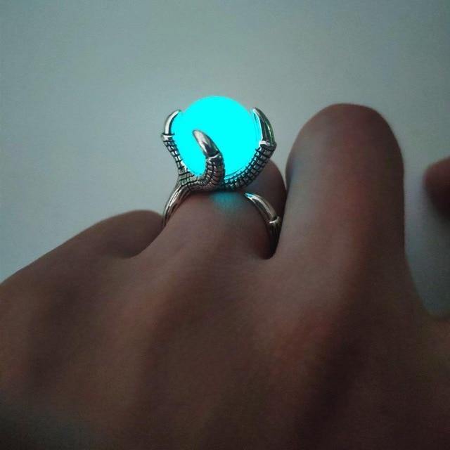 Dragon's Claw Glow in the Dark Ring - Wyvern's Hoard