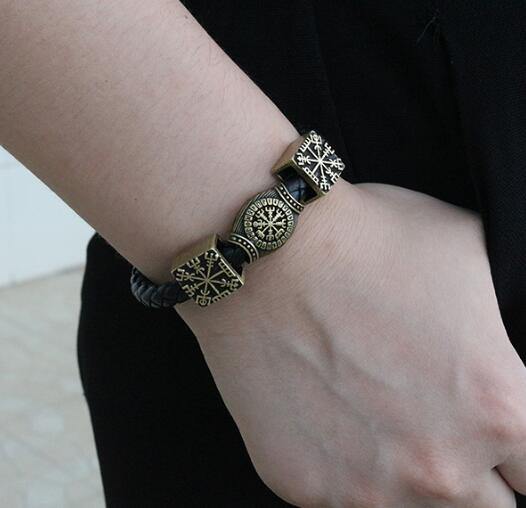 Vegvisir Leather Charm Bracelet - Wyvern's Hoard