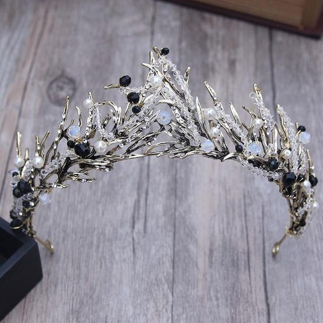 The Ice Queen's Crown - Wyvern's Hoard